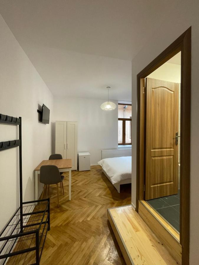 Schei Central Studios In The Heart Of Брашов Екстер'єр фото